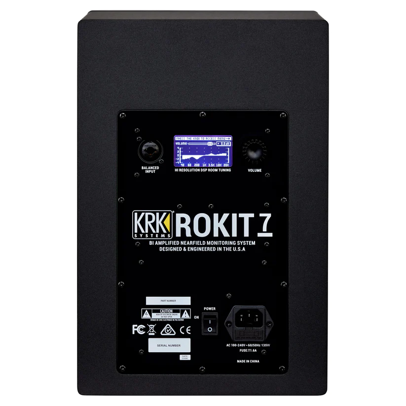 KRK Rokit RP7 g4 achterkant met room correction module